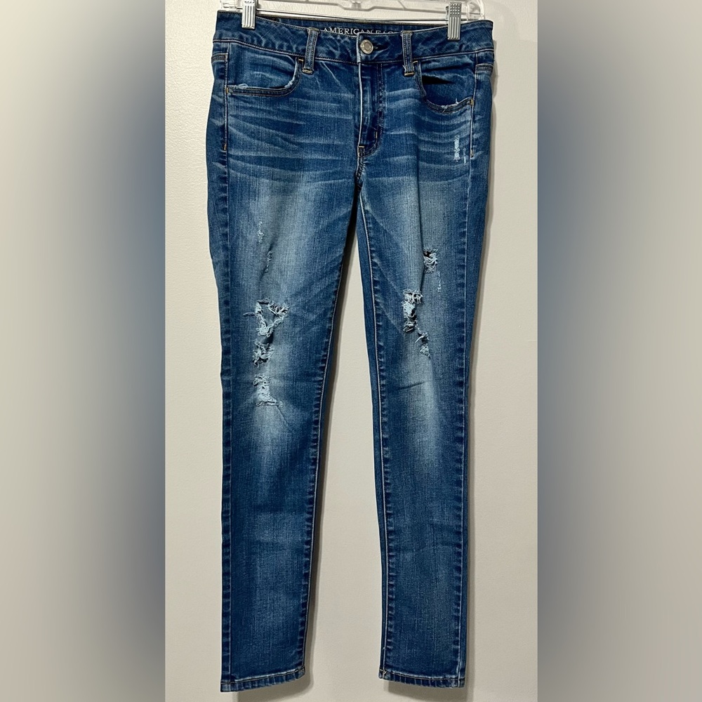 American Eagle Outfitters Distressed Skinny Jeans
